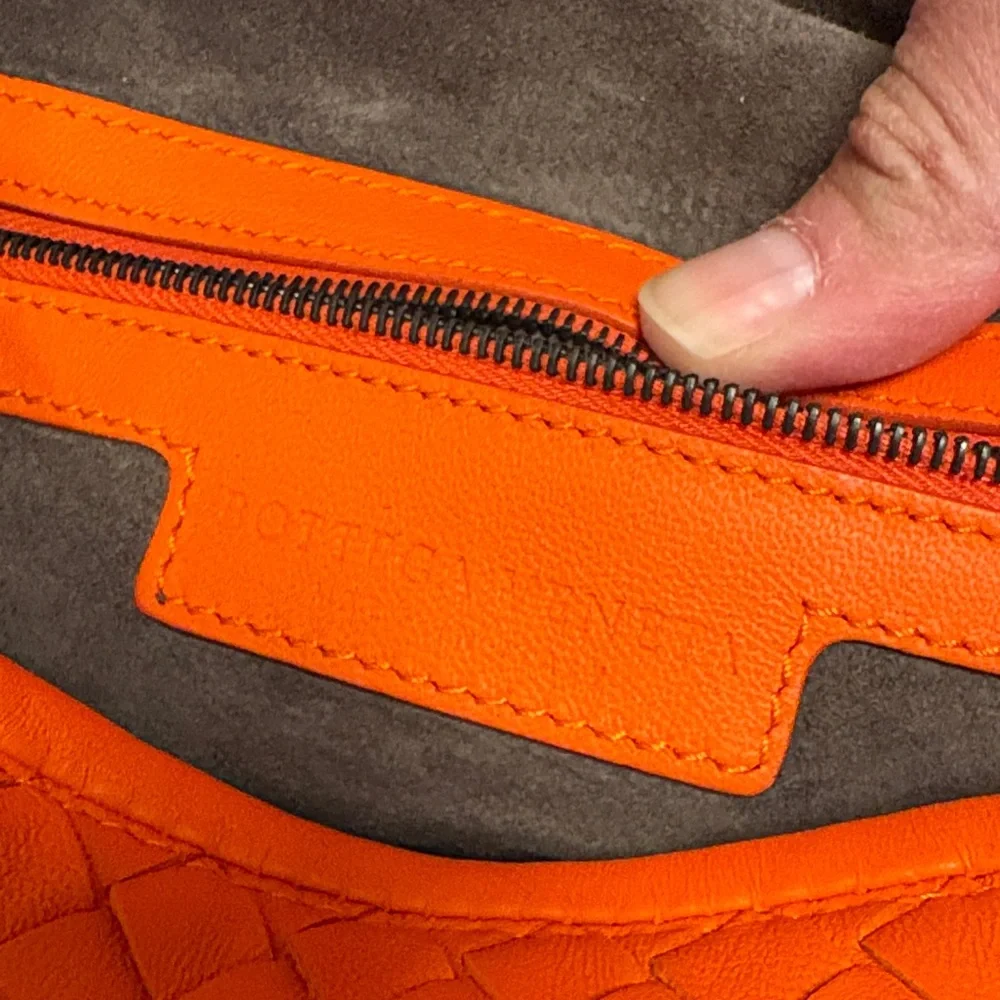 NWT Bottega Veneta Tangerine Bag